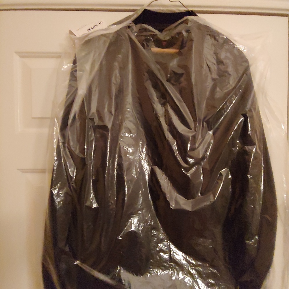 Guess jacket - Picture 2 of 2